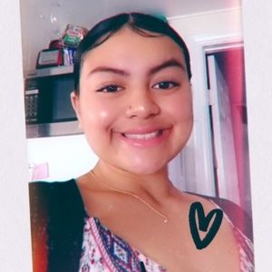 Meet your Posher, Alexia Adame